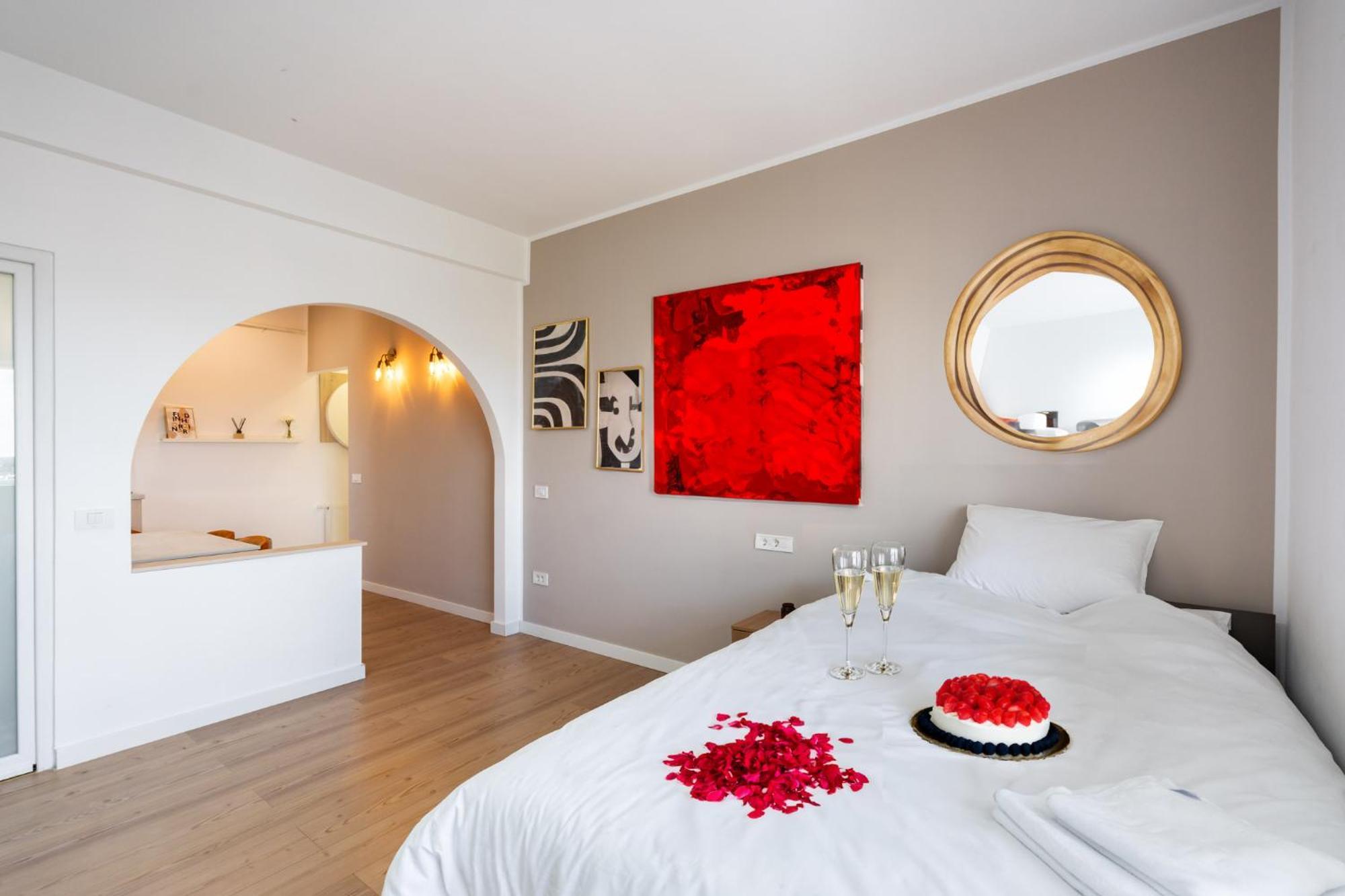 Sunset - Luxury Studio On Calea Victoriei Bucureşti Eksteriør bilde