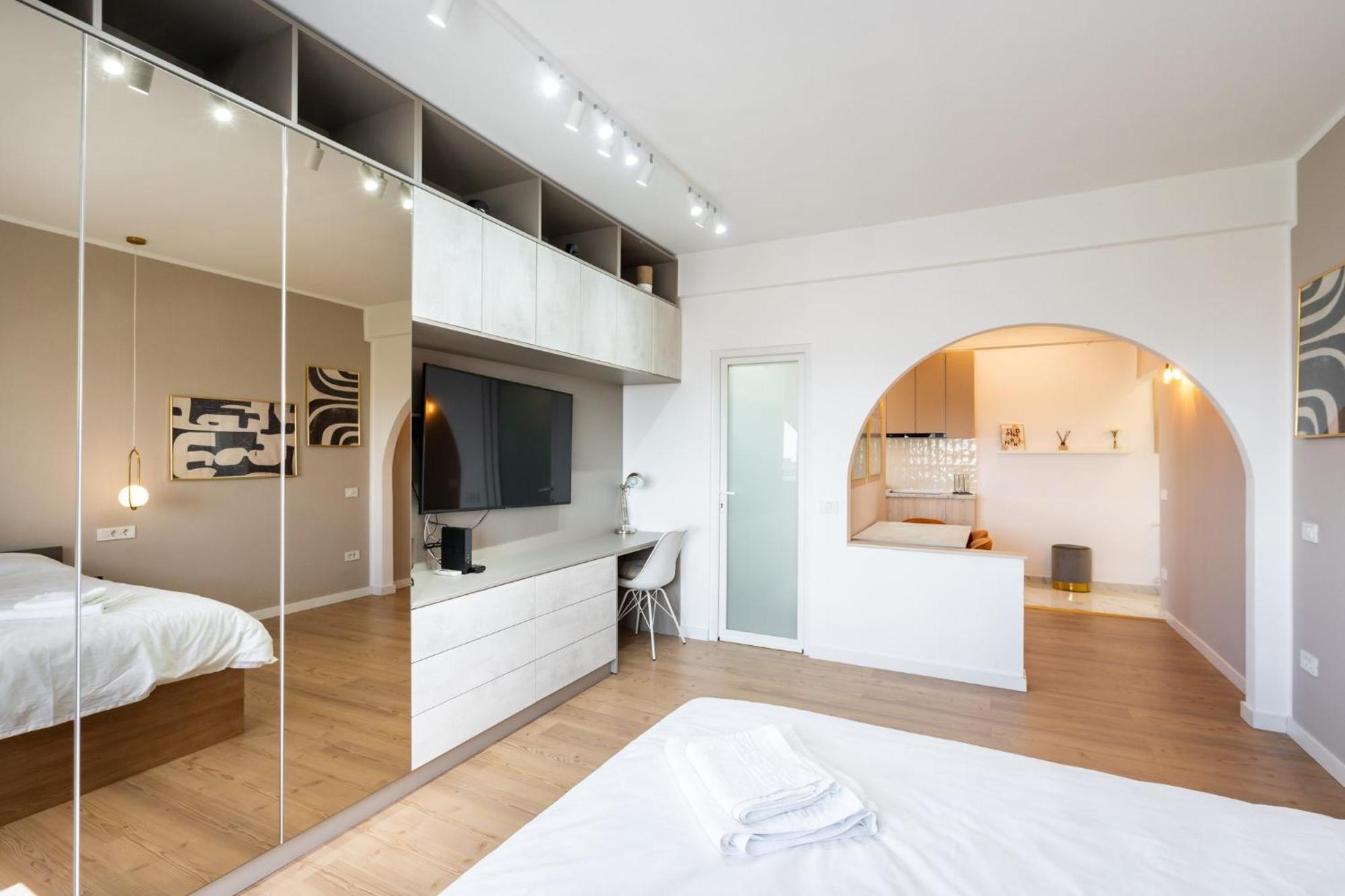 Sunset - Luxury Studio On Calea Victoriei Bucureşti Eksteriør bilde